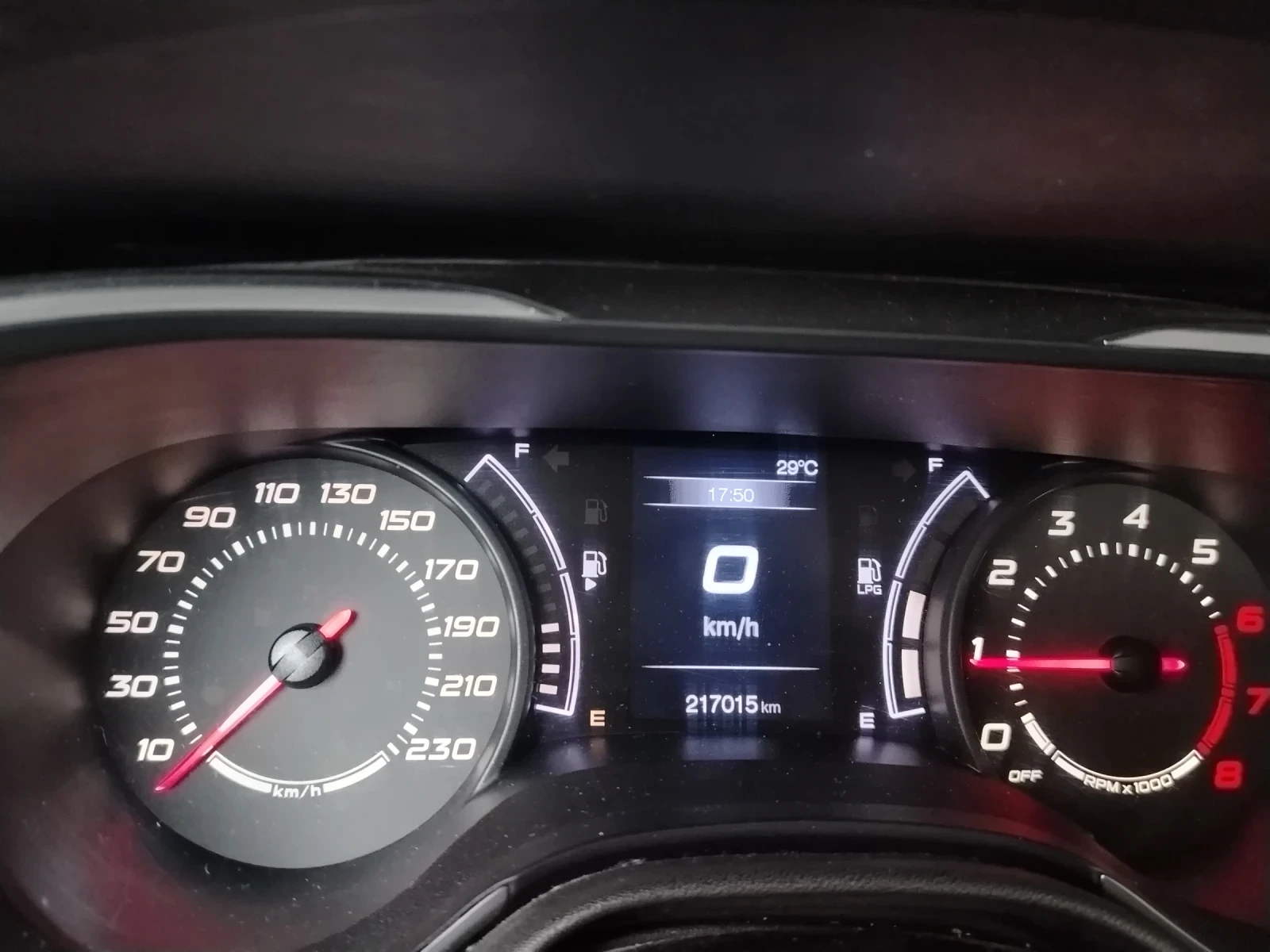 Fiat Tipo 1.4 120 к. С.гас/бензин, снимка 16 - Автомобили и джипове - 55310138