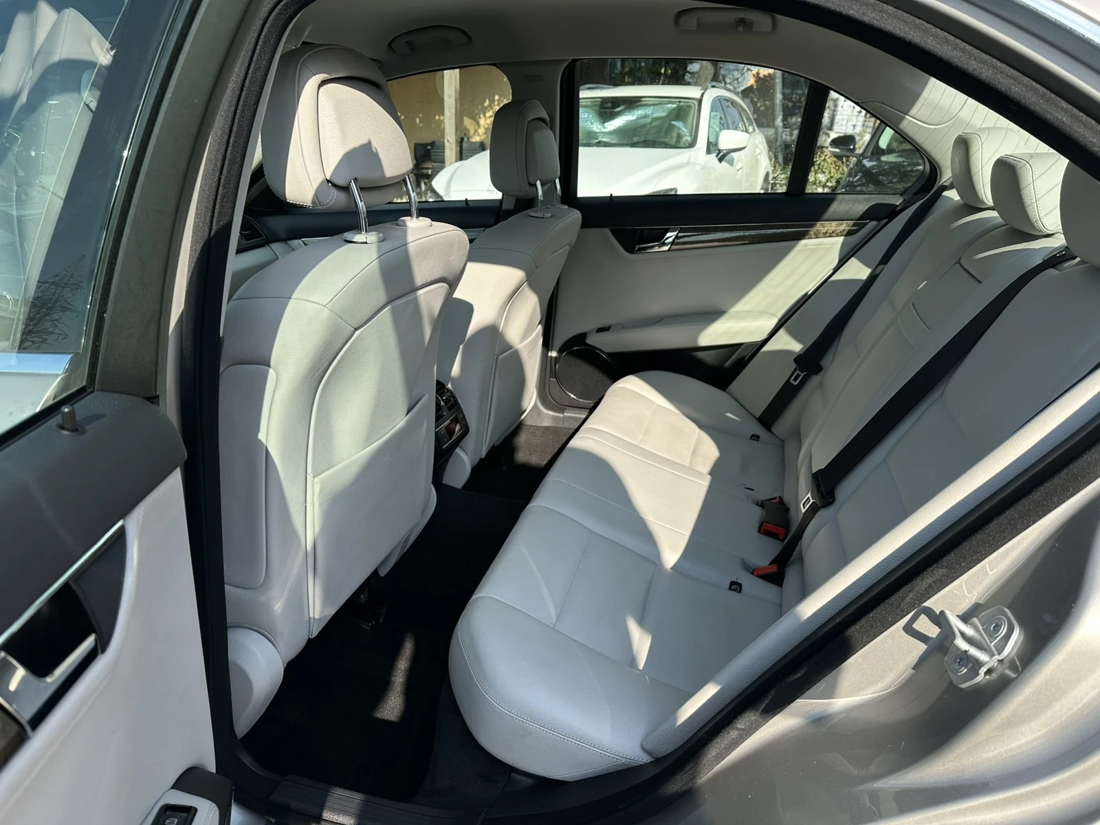 Mercedes-Benz C 200 Kompressor Avangarde Aвтоматик TUV до 3.2028г, снимка 10 - Автомобили и джипове - 55326153