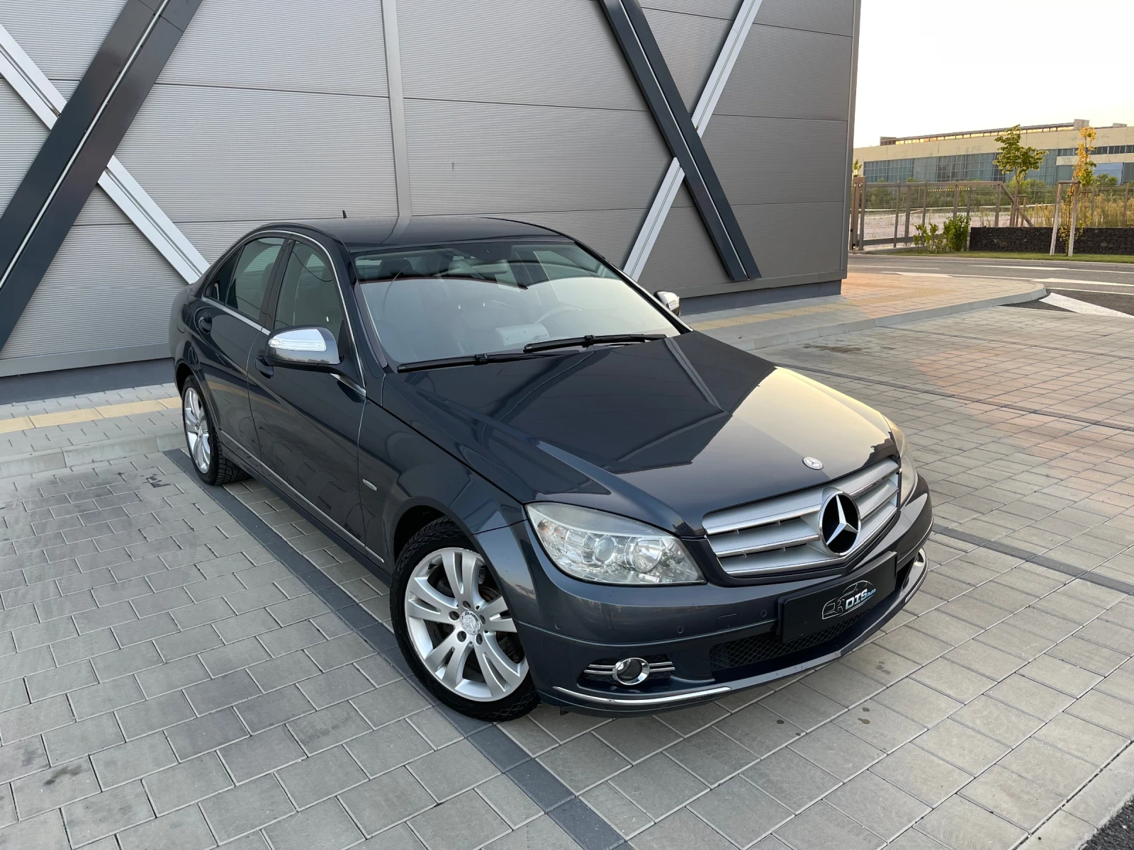 Mercedes-Benz C 220 170к.с / OM646 / автомат , снимка 2 - Автомобили и джипове - 55623615
