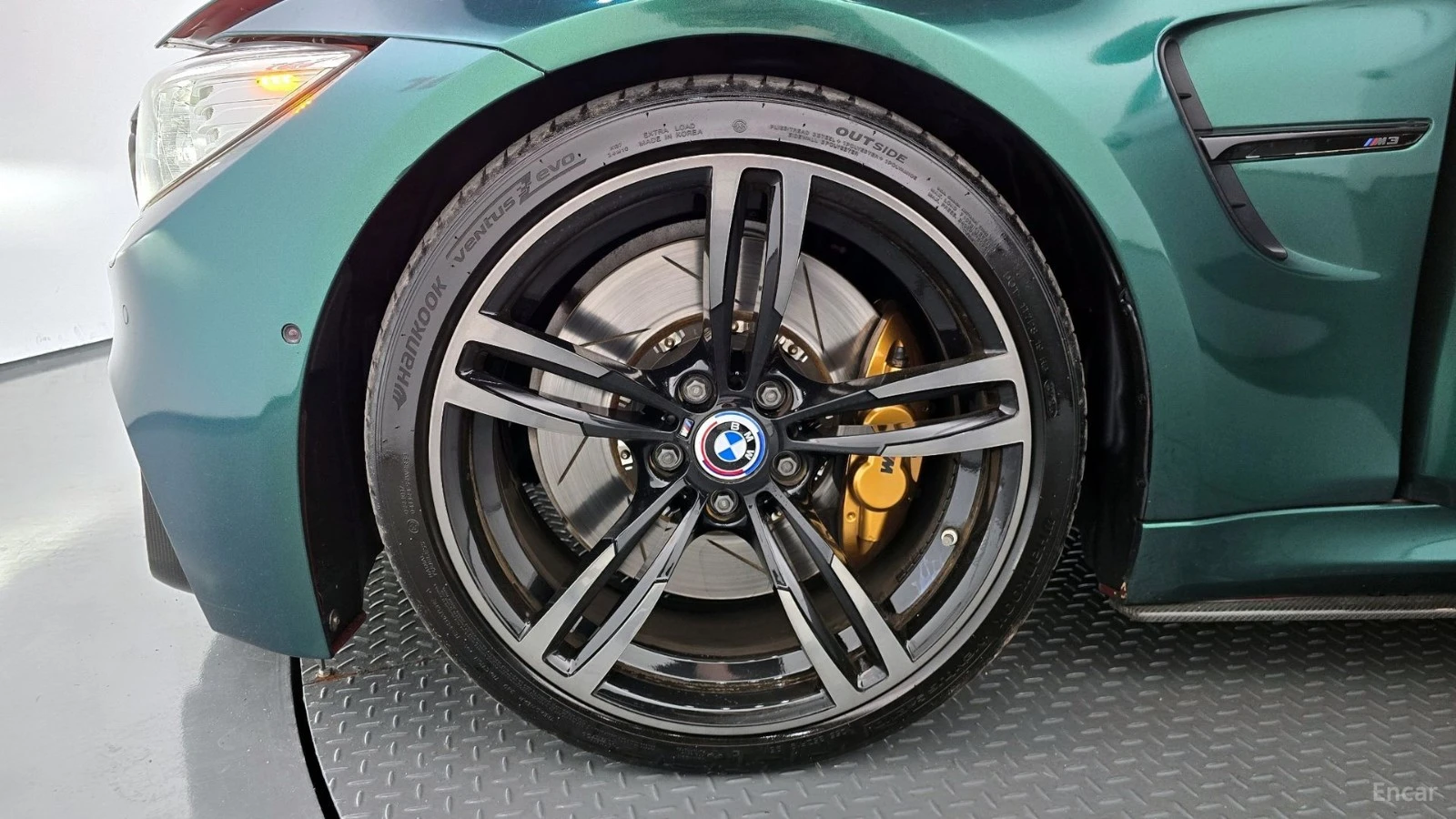 BMW M3 AKRAPOVIC* HUD* КОЖА* НАВИ* ТУНИНГ, снимка 5 - Автомобили и джипове - 55679244