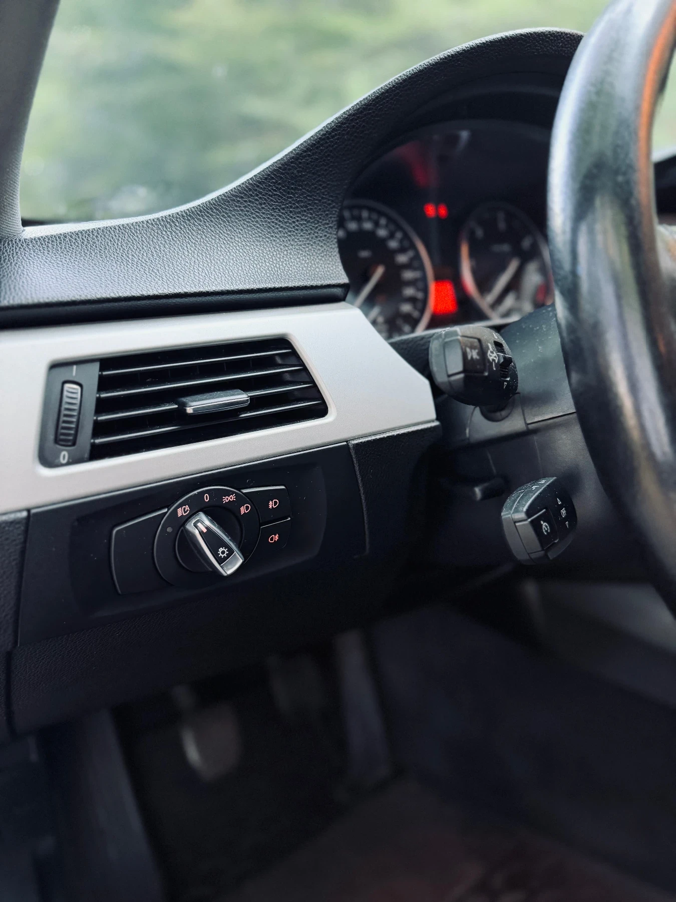 BMW 320, снимка 11 - Автомобили и джипове - 55967786