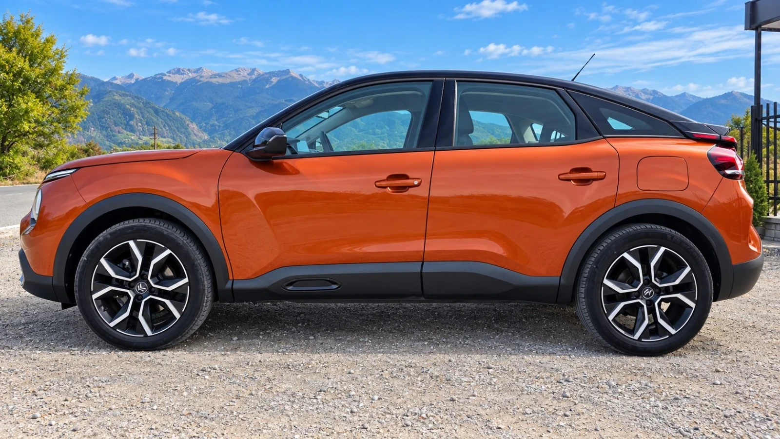 Citroen C4 E-C4-SHINE-50Kwh-136hp, снимка 2 - Автомобили и джипове - 56327954