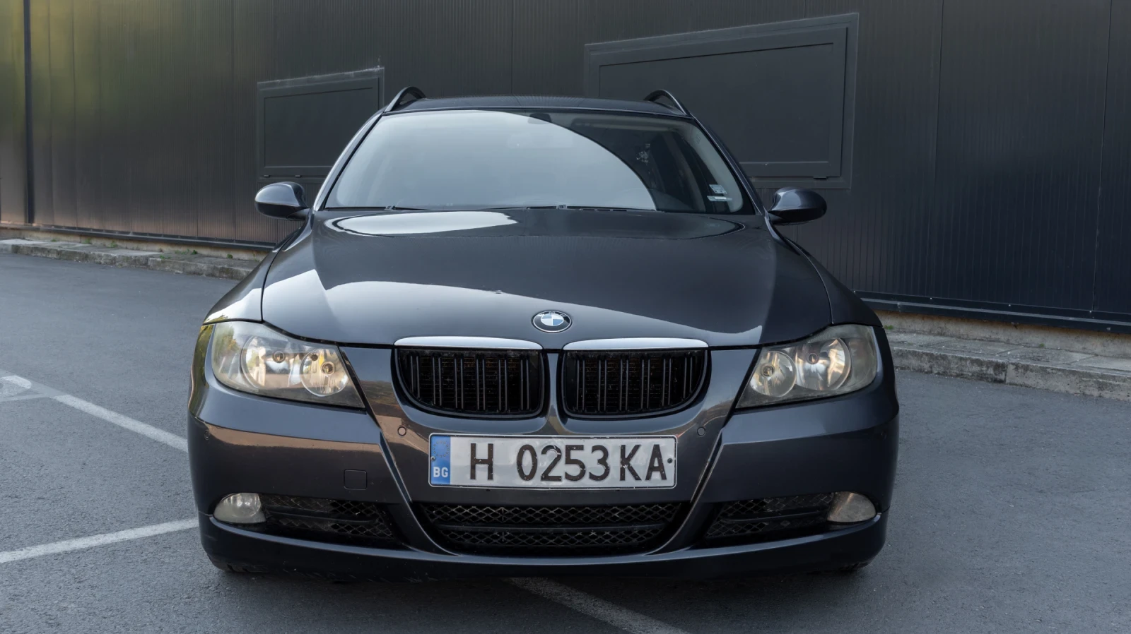 BMW 320, снимка 12 - Автомобили и джипове - 56501907