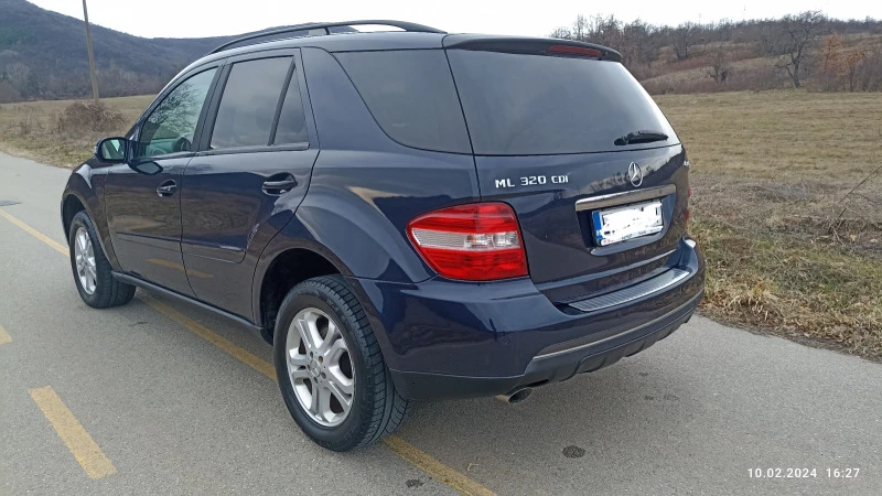 Mercedes-Benz ML 320 4MATIC, снимка 4 - Автомобили и джипове - 46261542