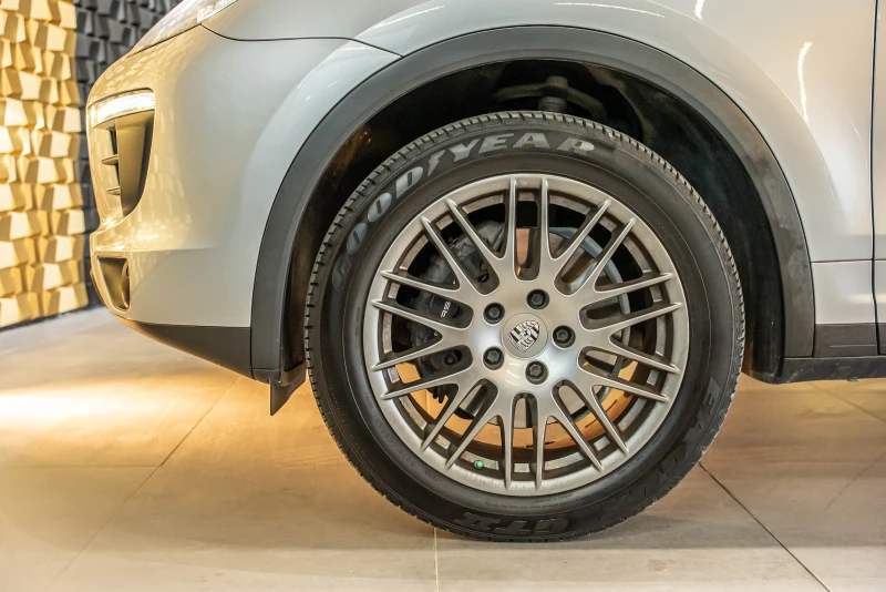 Porsche Cayenne 3.6 V6, снимка 5 - Автомобили и джипове - 51505646