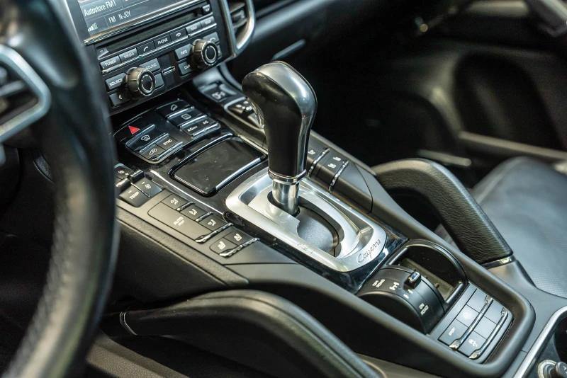 Porsche Cayenne 3.6 V6, снимка 11 - Автомобили и джипове - 51505646