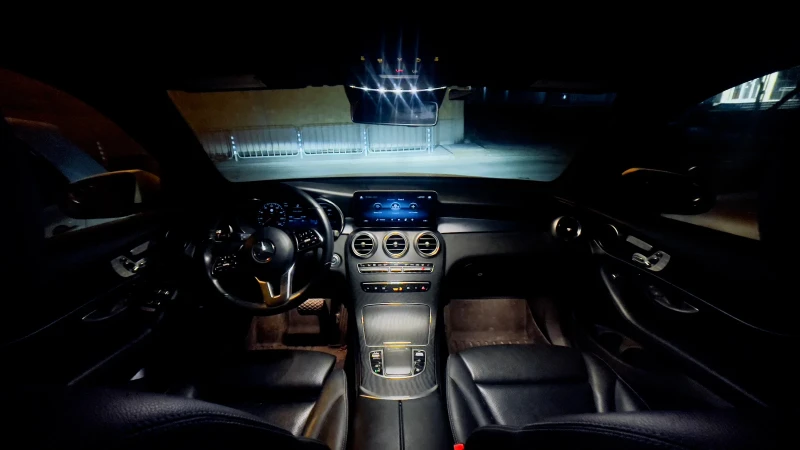 Mercedes-Benz GLC 300 4matic, снимка 5 - Автомобили и джипове - 52502265