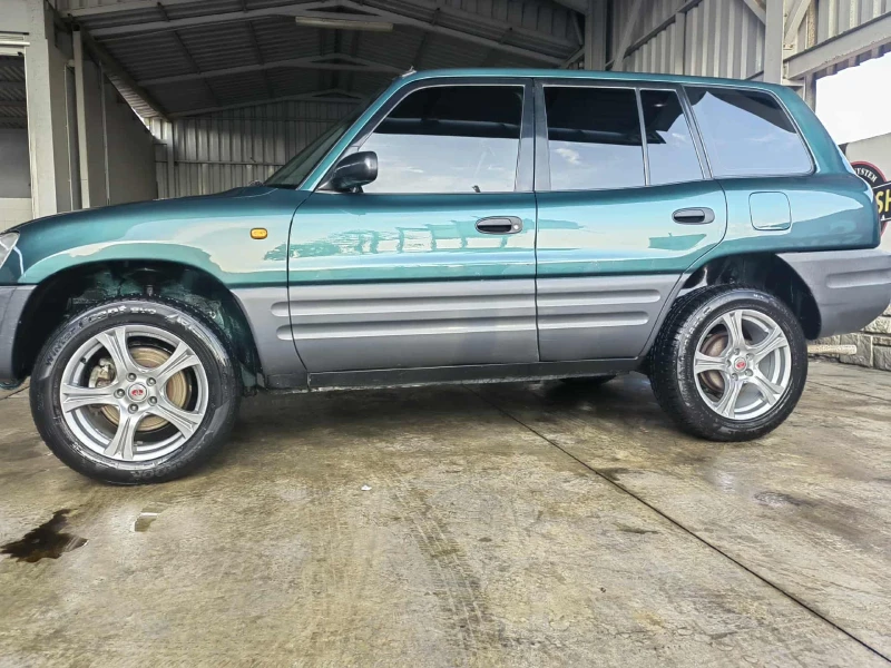 Toyota Rav4, снимка 7 - Автомобили и джипове - 52587722