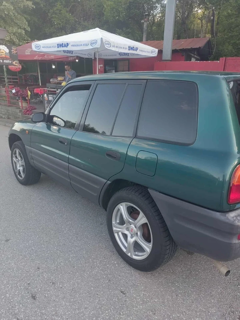 Toyota Rav4, снимка 12 - Автомобили и джипове - 52587722