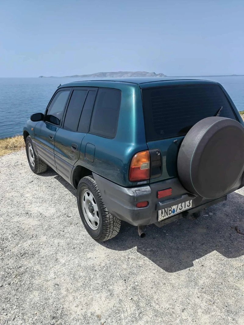 Toyota Rav4, снимка 9 - Автомобили и джипове - 52587722