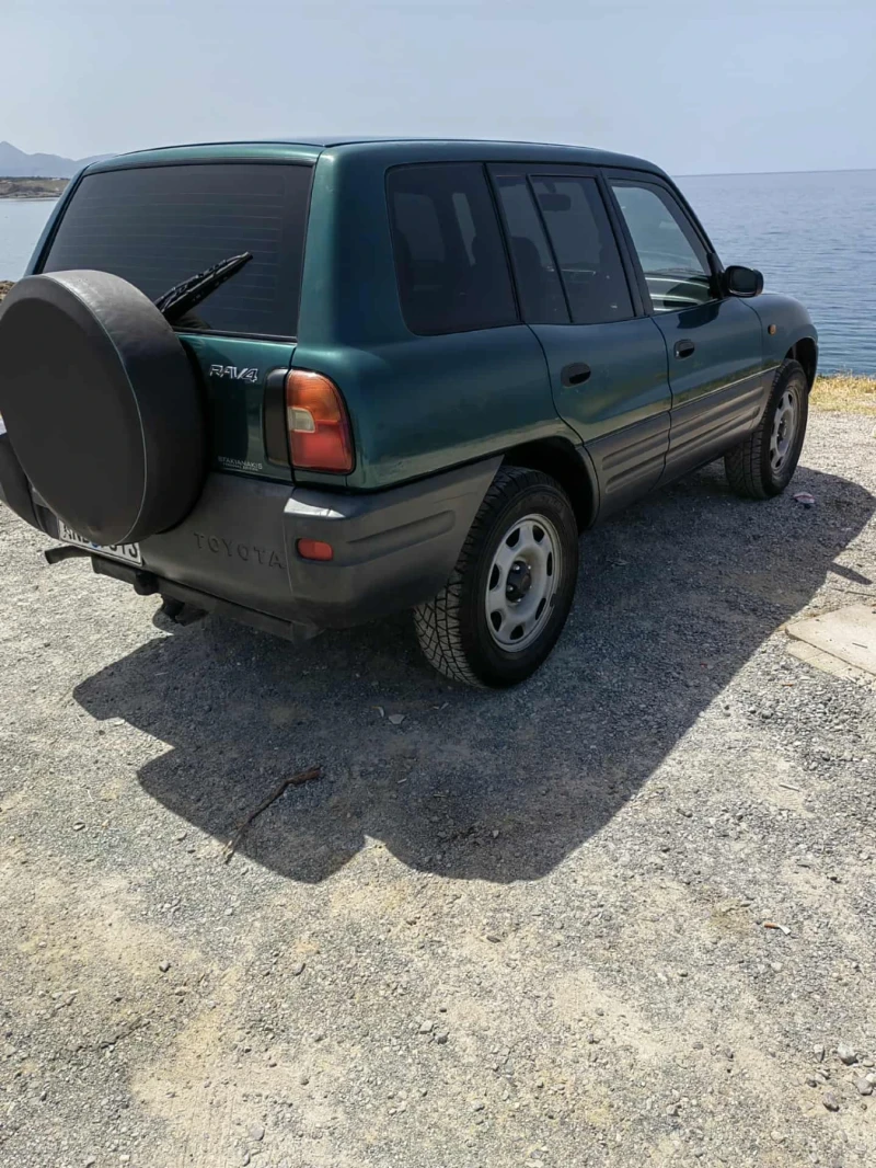 Toyota Rav4, снимка 8 - Автомобили и джипове - 52587722