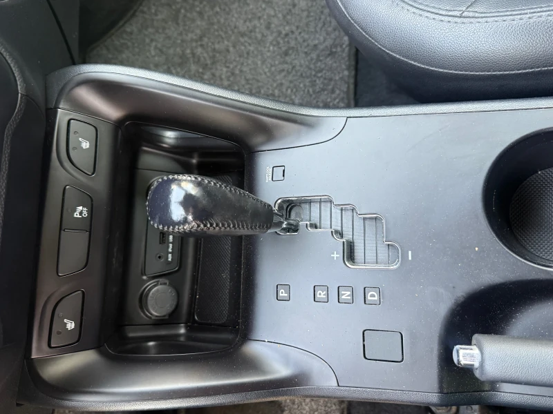 Hyundai IX35 2.0 4x4 AAVTOMAT, снимка 16 - Автомобили и джипове - 52648593