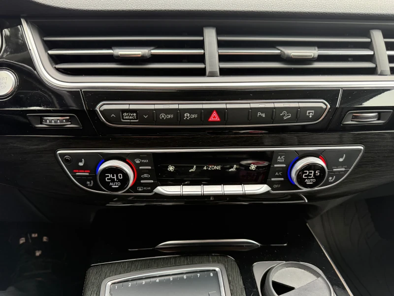 Audi Q7, снимка 8 - Автомобили и джипове - 52835026