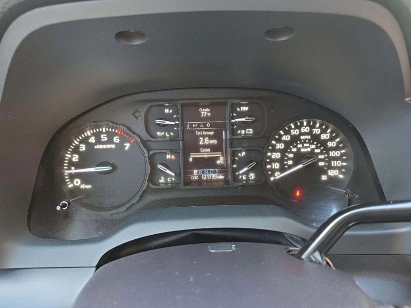 Toyota Tundra, снимка 9 - Автомобили и джипове - 53597989