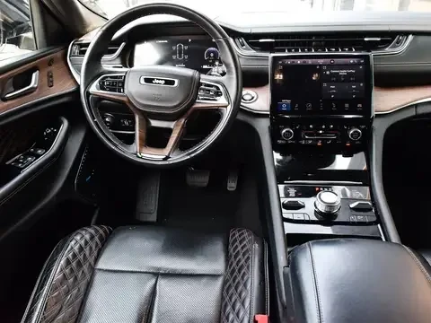 Jeep Grand cherokee Summit 5.7 HEMI 6+ 1 , снимка 8 - Автомобили и джипове - 55675200