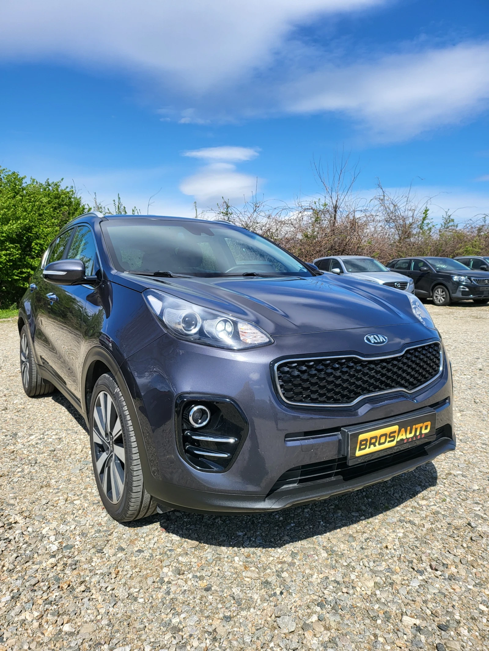 Kia Sportage 1.7 CRDI/Automatic/Navi/Camera - изображение 2