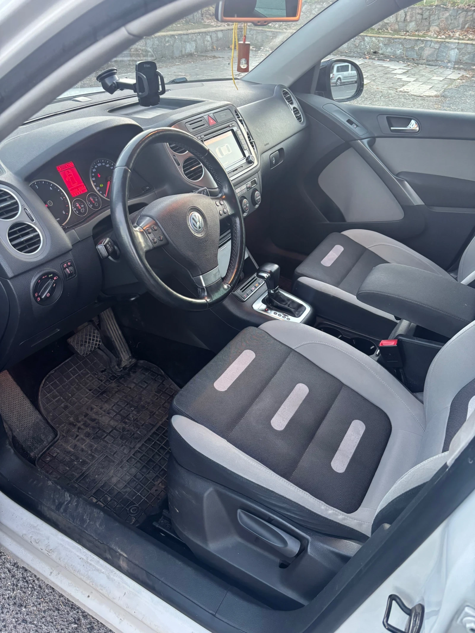 VW Tiguan 2.0 TDI 140 hp - изображение 10