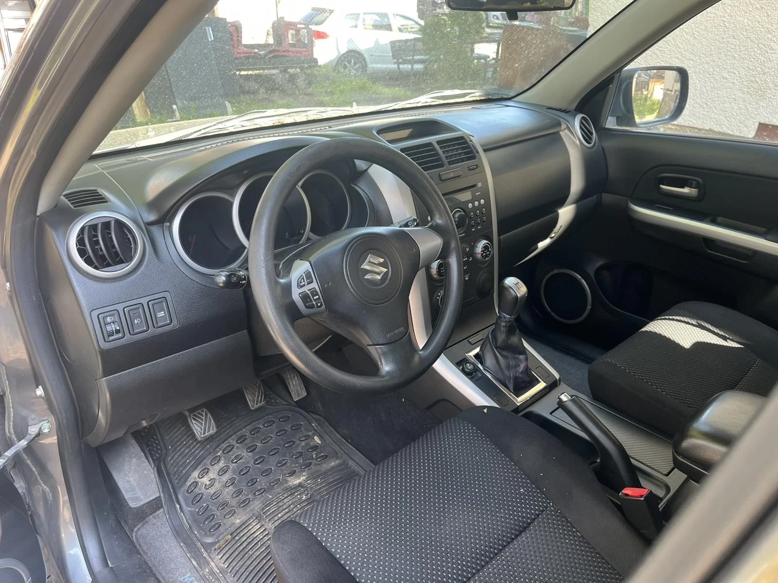 Suzuki Vitara 1.9DDIS - изображение 5