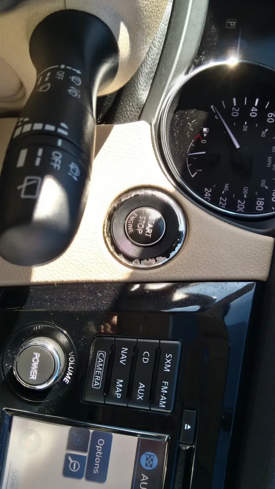 Nissan Rogue 2.5iAWD4x4 - изображение 10