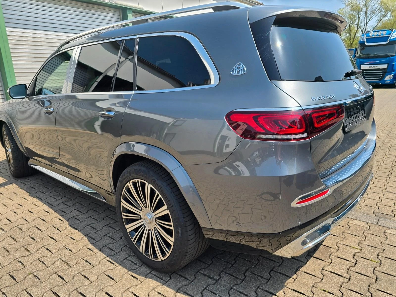 Mercedes-Benz GLS 600 MAYBACH/FIRST CLASS/E-ACTIVE BODY/DESIGNO/BURM/TV/ - изображение 3