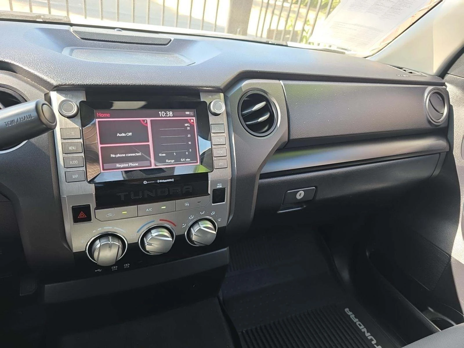 Toyota Tundra  - изображение 10