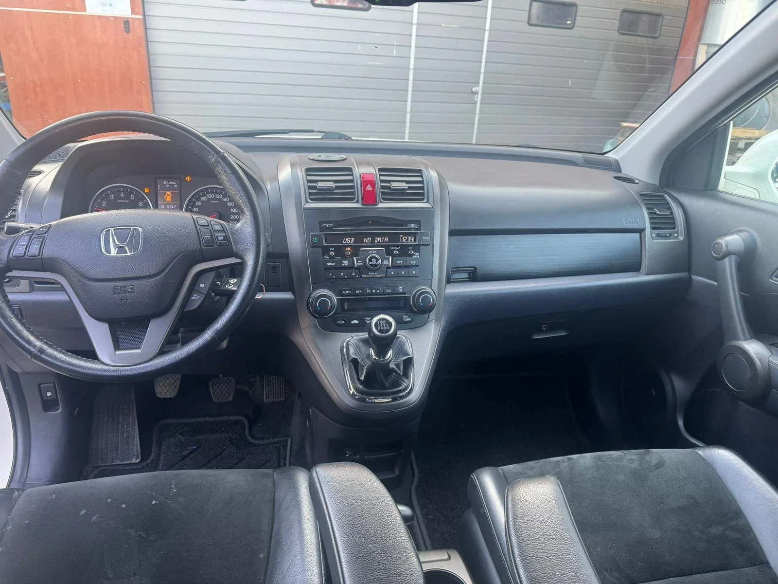 Honda Cr-v 2.0 ШВЕЙЦАРИЯ 4х4 FACELIFT - изображение 3