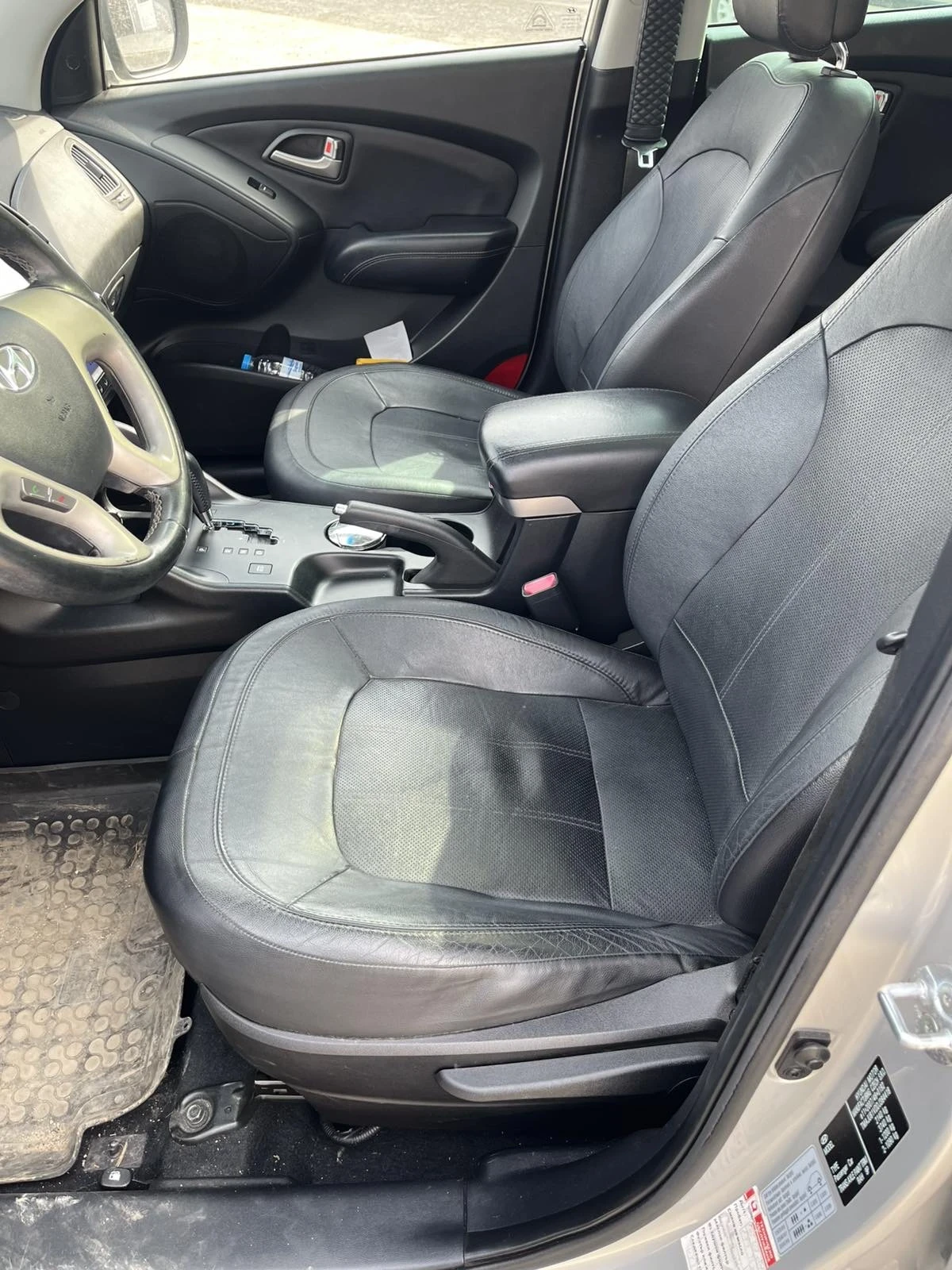 Hyundai IX35, снимка 7 - Автомобили и джипове - 53907868