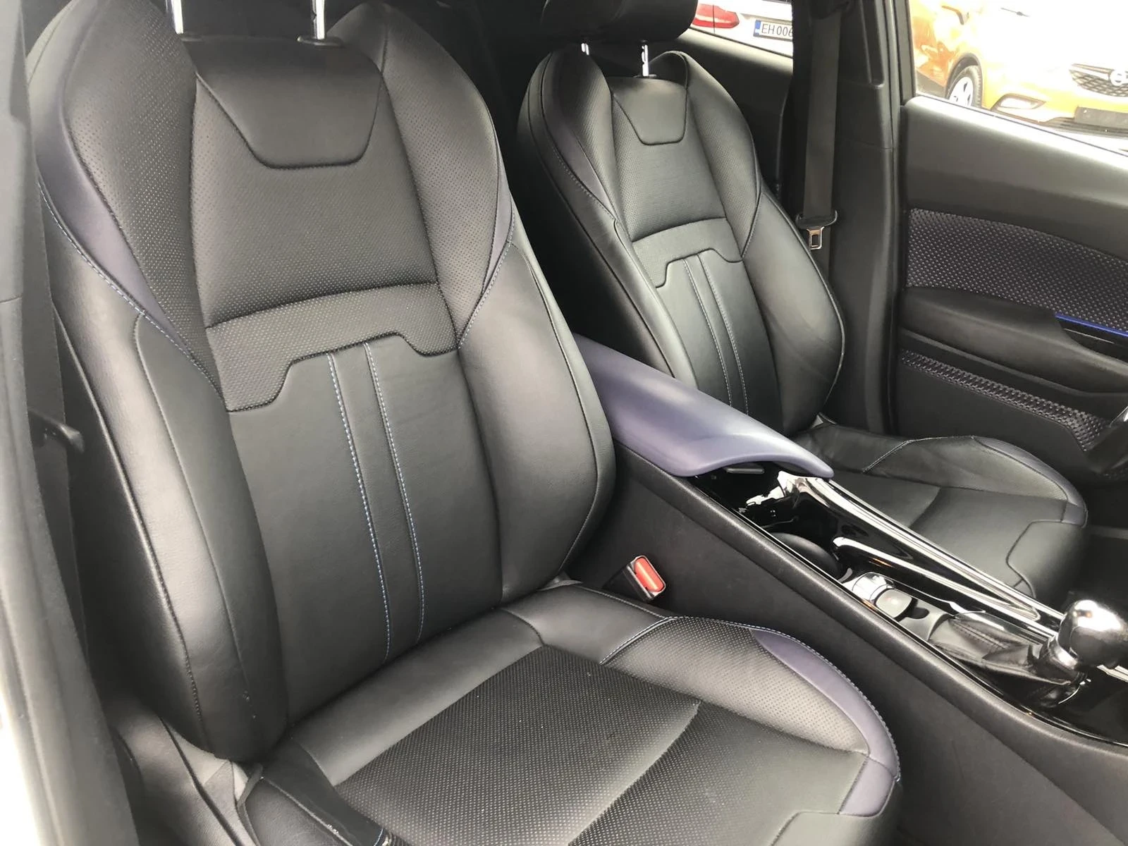 Toyota C-HR LUXURY, снимка 11 - Автомобили и джипове - 53913859