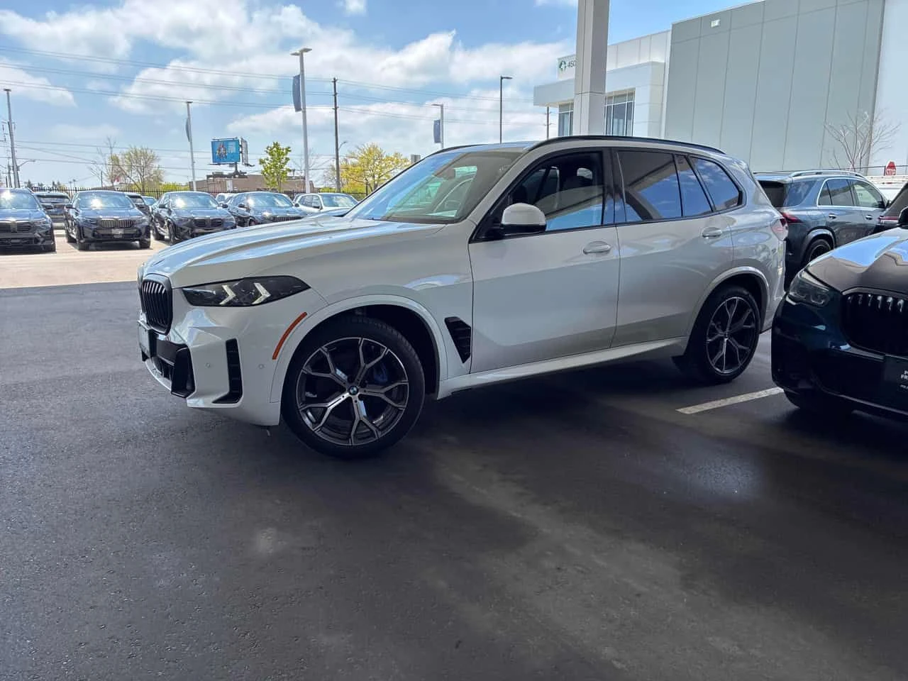 BMW X5  xDrive40i / 360 / DISTRONIC / Harman Kardon /, снимка 2 - Автомобили и джипове - 54581831