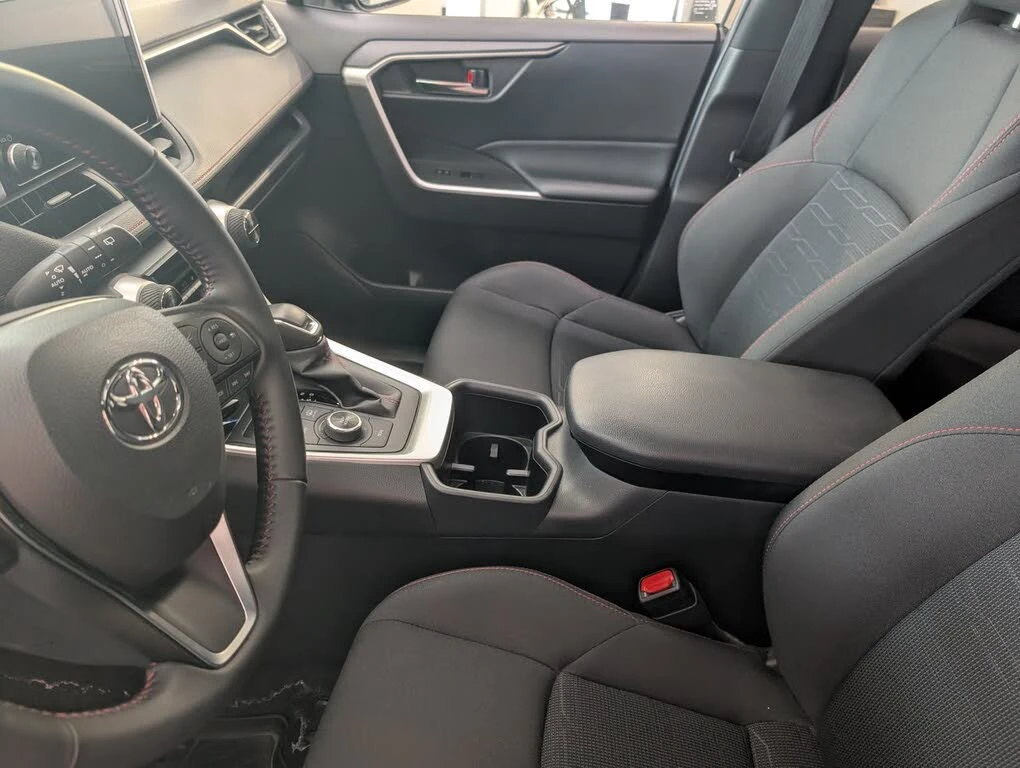 Toyota Rav4 PLUG-IN HYBRID* SE* DISTRONIC* LANE ASSIST* ПОДГРЕ, снимка 6 - Автомобили и джипове - 54808054