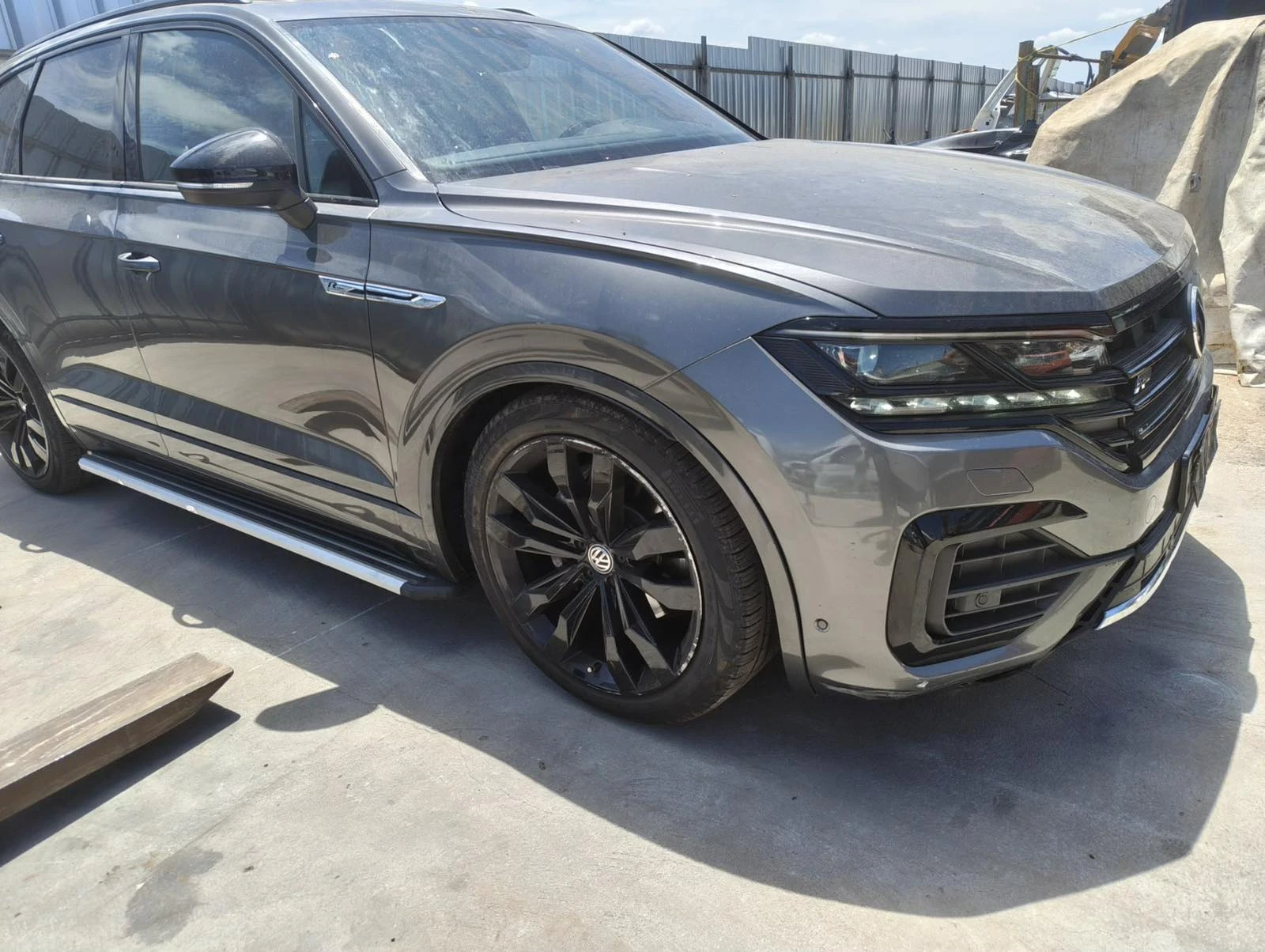 VW Touareg VW Touareg 3.0TDI/R-LINE/, снимка 7 - Автомобили и джипове - 54946220