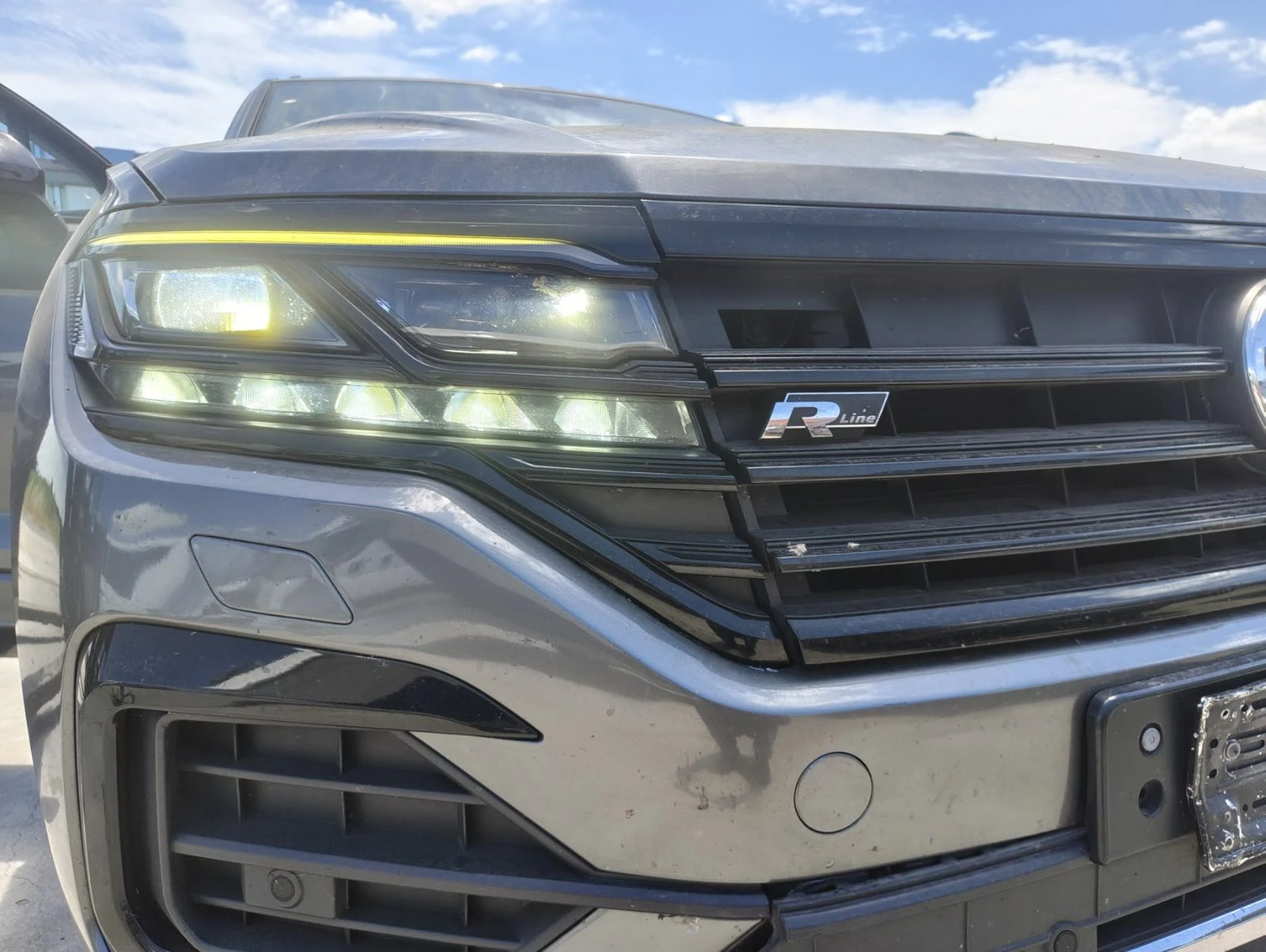 VW Touareg VW Touareg 3.0TDI/R-LINE/, снимка 8 - Автомобили и джипове - 54946220