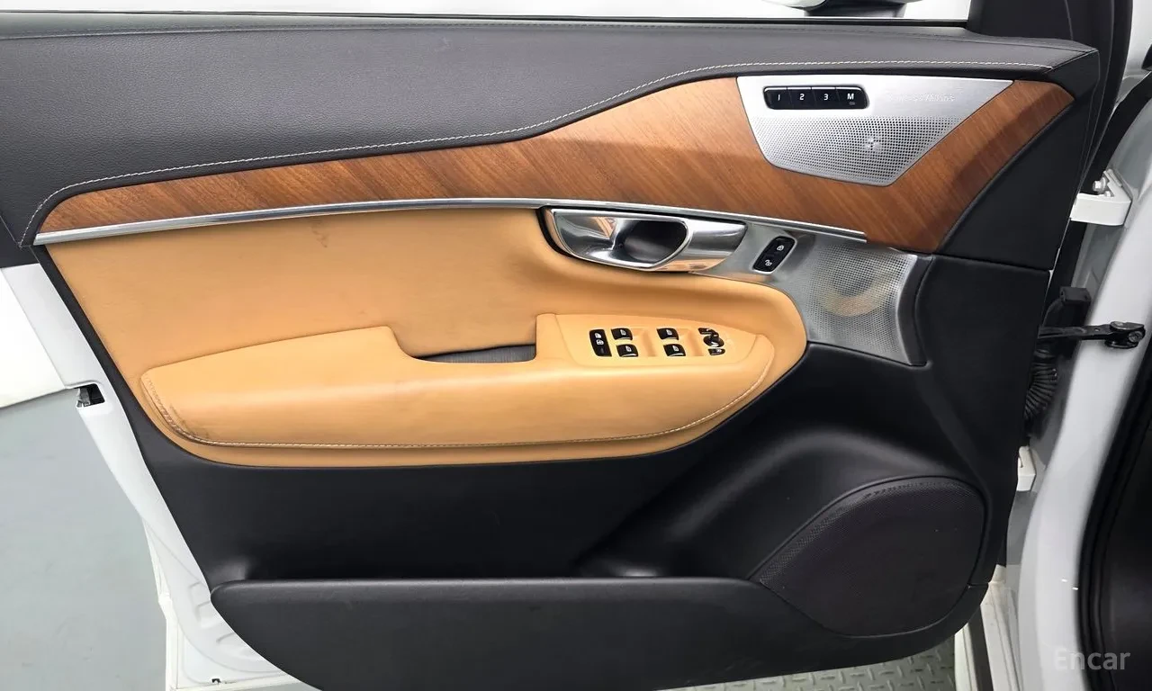 Volvo Xc90 T6* Inscription* Обдух* 360VIEW* B&O* Head UP* Пам, снимка 7 - Автомобили и джипове - 55693320