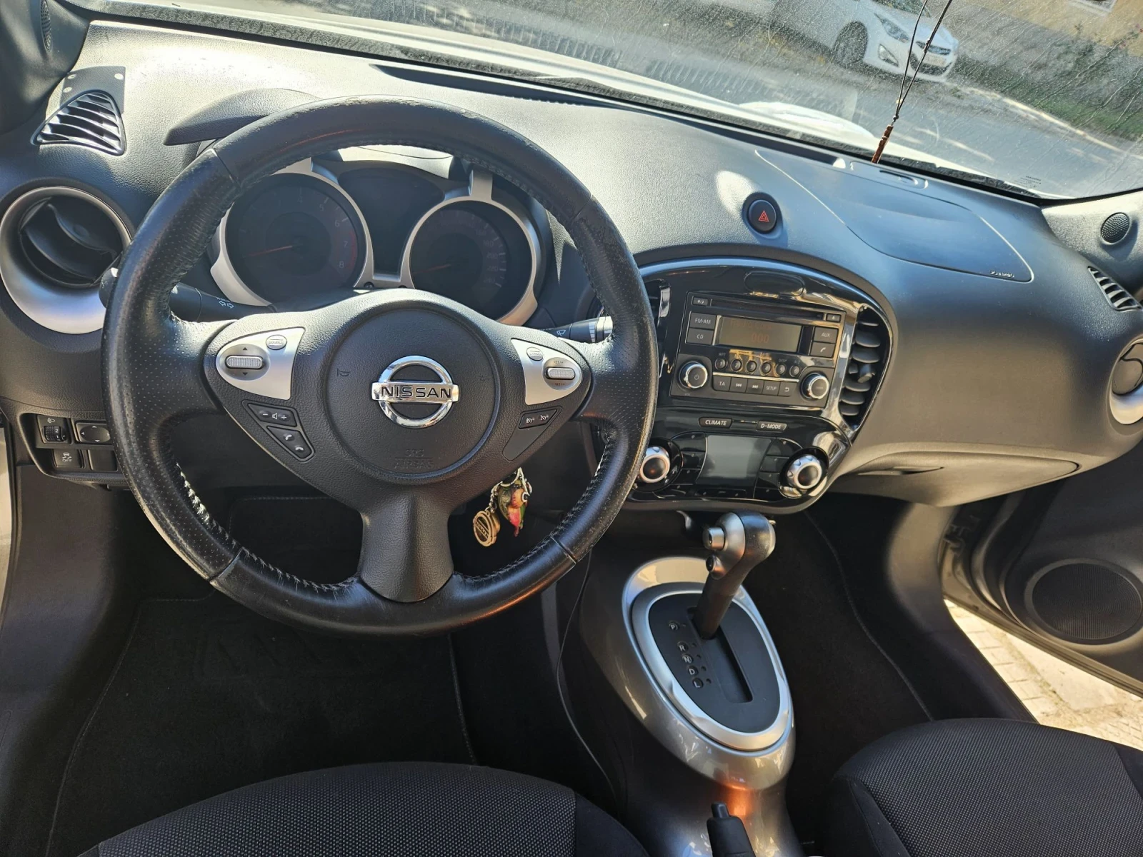 Nissan Juke 1.6бензин , снимка 9 - Автомобили и джипове - 56532326