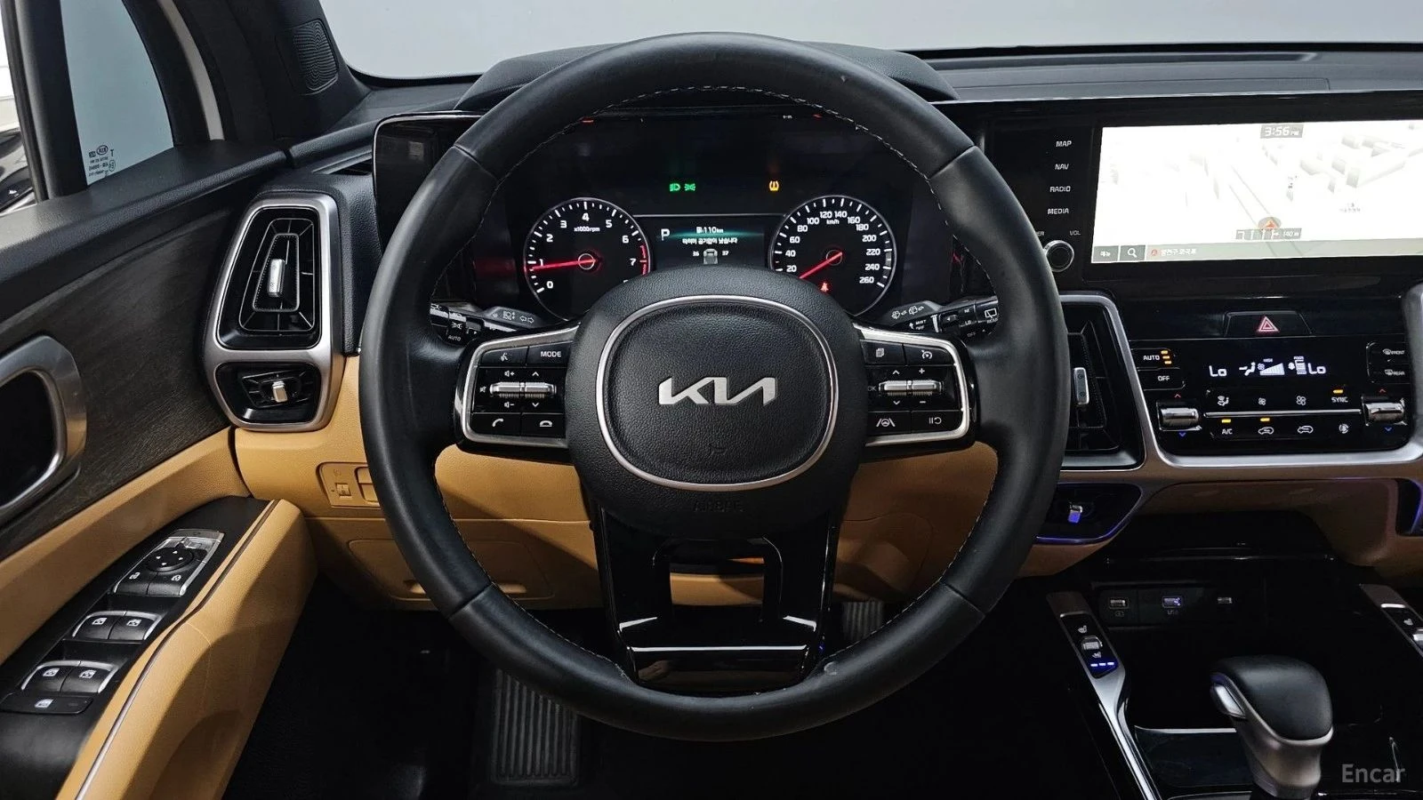 Kia Sorento, снимка 13 - Автомобили и джипове - 56684870