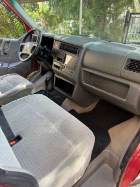 Обява за продажба на VW Caravelle 2.5 ~14 160 лв. - изображение 7