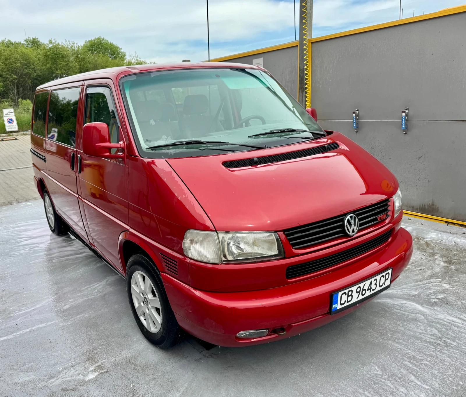 VW Caravelle 2.5 - изображение 4
