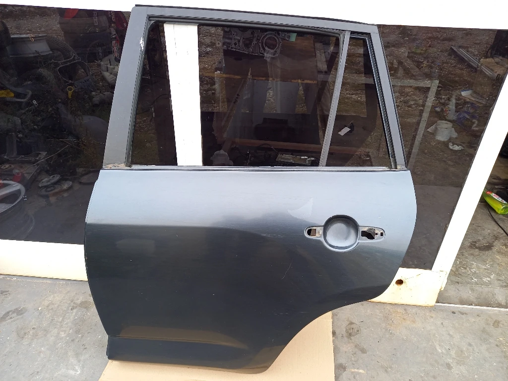     4 () | Mobile.bg   1