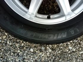Гуми Зимни 195/65R15, снимка 4