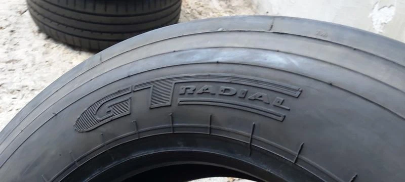 Гуми Летни 215/75R17.5, снимка 4 - Гуми и джанти - 41999392