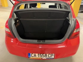 Hyundai I20, снимка 10
