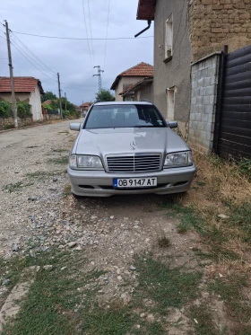Mercedes-Benz C 180 180T, снимка 1
