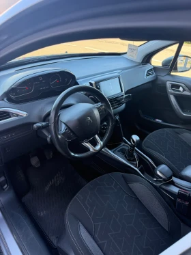Peugeot 2008 1.6 E- BlueHDi  | Auto.bg — изображение 11