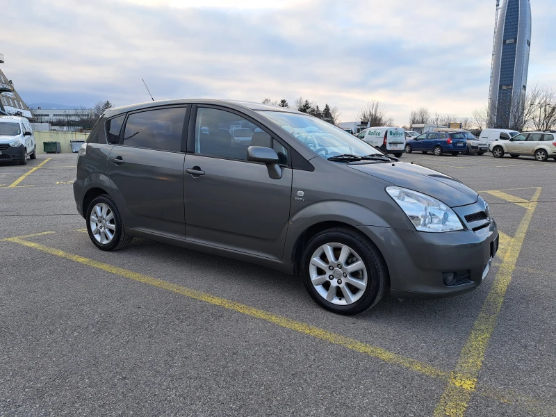 Toyota Corolla verso 1.8* 97000 КМ.* ИТАЛИЯ* TOP* , снимка 3 - Автомобили и джипове - 30086544