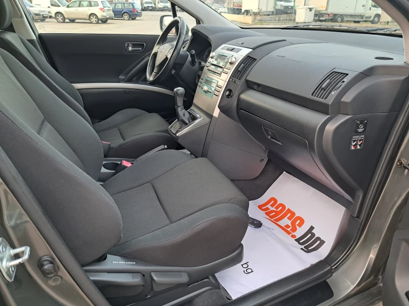 Toyota Corolla verso 1.8* 97000 КМ.* ИТАЛИЯ* TOP* , снимка 15 - Автомобили и джипове - 30086544