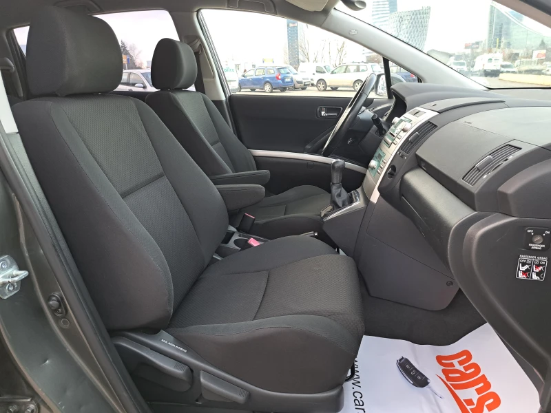 Toyota Corolla verso 1.8* 97000 КМ.* ИТАЛИЯ* TOP* , снимка 16 - Автомобили и джипове - 30086544