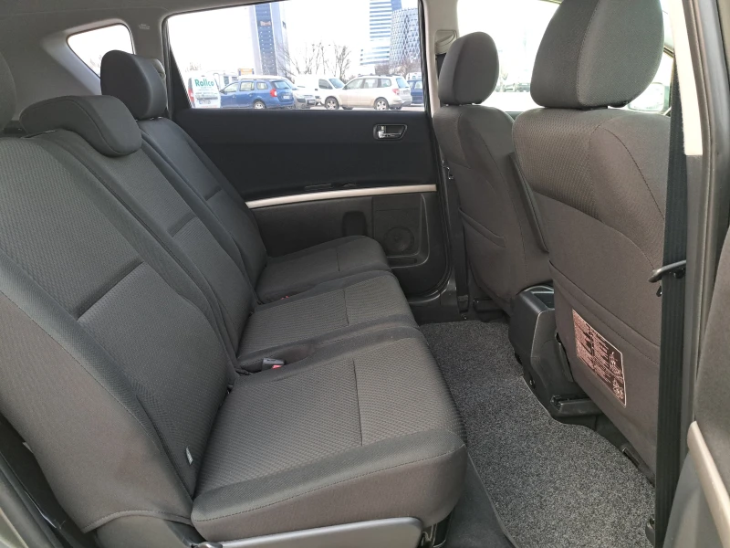 Toyota Corolla verso 1.8* 97000 КМ.* ИТАЛИЯ* TOP* , снимка 17 - Автомобили и джипове - 30086544