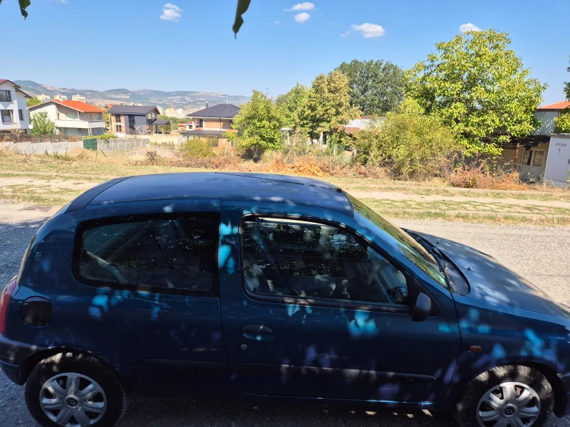 Renault Clio, снимка 3 - Автомобили и джипове - 47419603