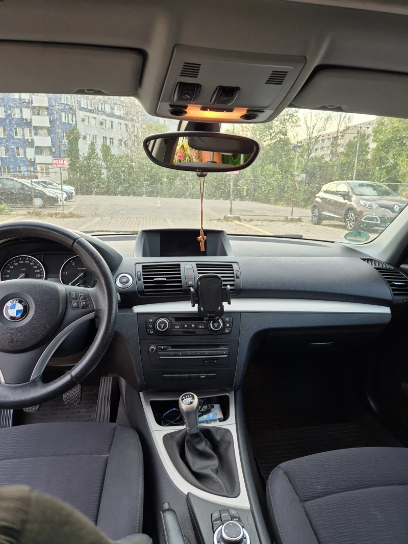 BMW 120, снимка 2 - Автомобили и джипове - 47508036