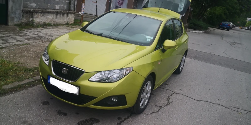 Seat Ibiza 6J, снимка 1 - Автомобили и джипове - 47513631